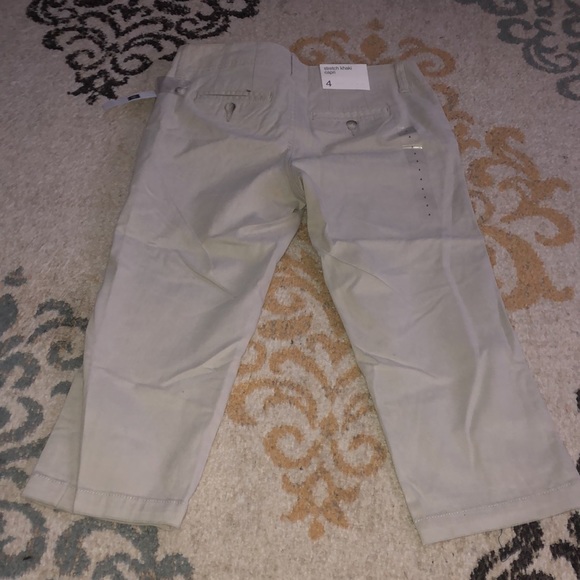 Gap stretch khaki capris - Picture 4 of 5